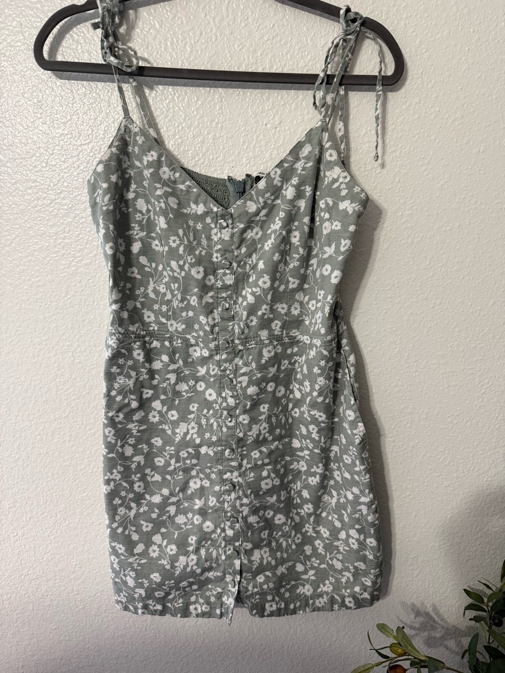 Abercrombie & Fitch Sage Floral Tie Strap Mini Dress Medium